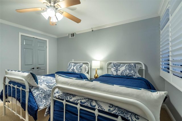 3525 Sage Road 1511, Houston, TX 77056