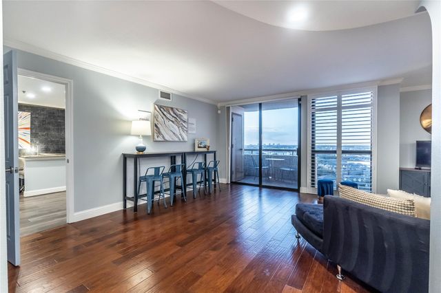 3525 Sage Road 1511, Houston, TX 77056