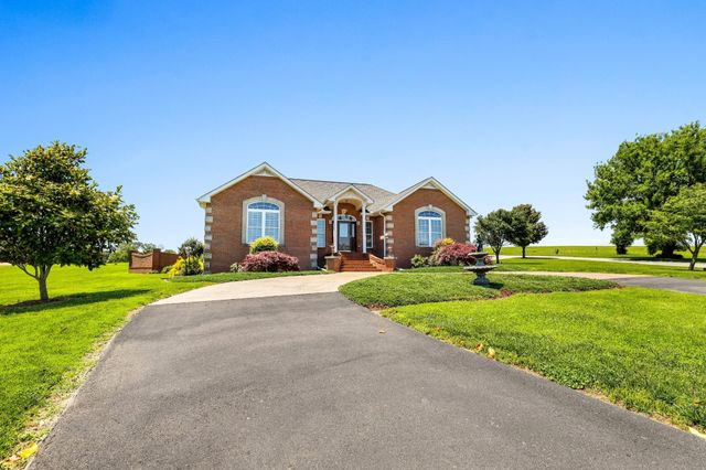 4984 Somerville Rd, Cross Plains, TN 37049