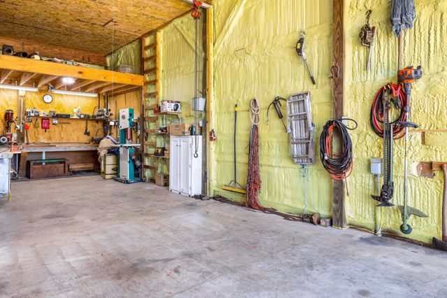 4984 Somerville Rd, Cross Plains, TN 37049