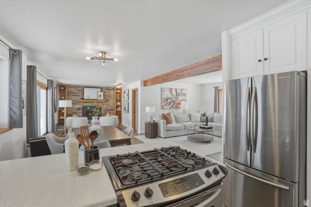 6945 S VIRGINIA DR, Cottonwood Heights, UT 84121