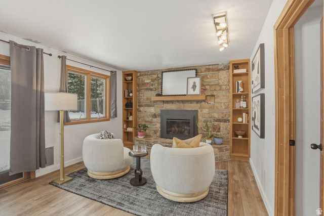 6945 S VIRGINIA DR, Cottonwood Heights, UT 84121