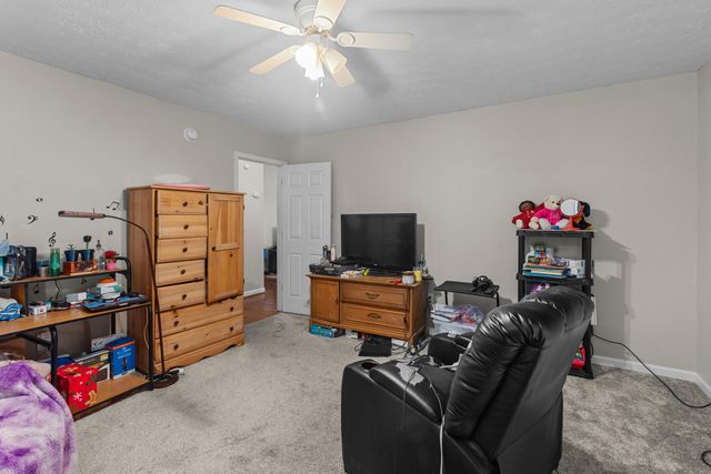 216 Christopher Drive, Nicholasville, KY 40356