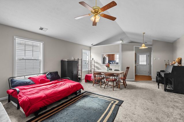 216 Christopher Drive, Nicholasville, KY 40356