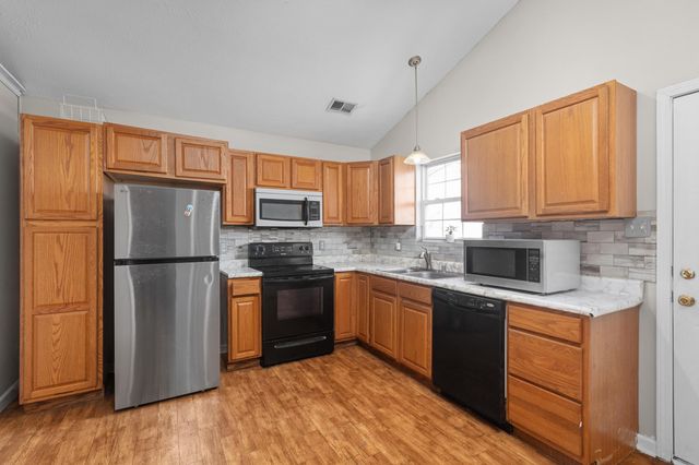 216 Christopher Drive, Nicholasville, KY 40356