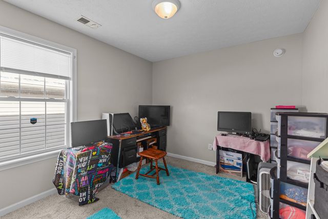 216 Christopher Drive, Nicholasville, KY 40356