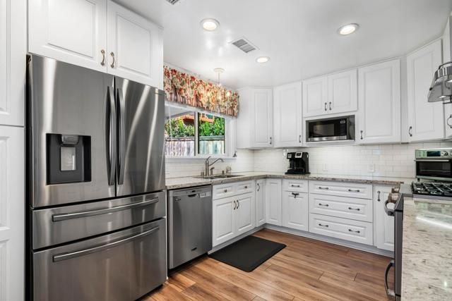 1855 Corte Segundo, Oceanside, CA 92056