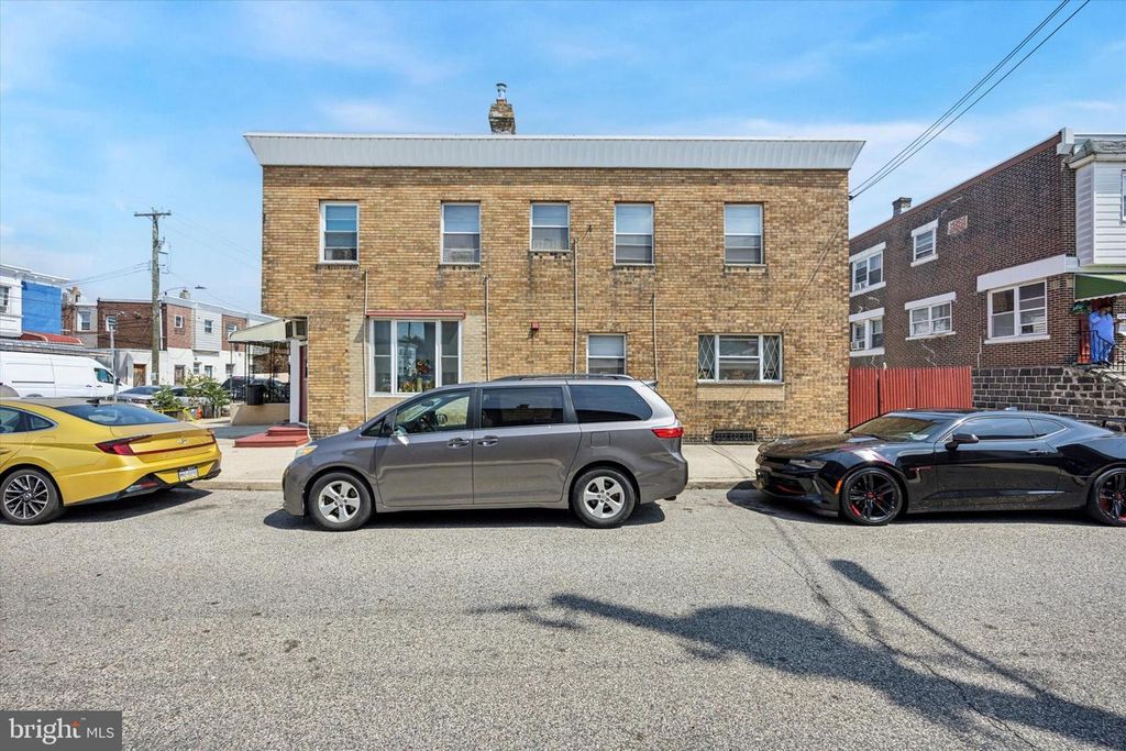 614 JOHNSTON ST, Philadelphia, PA 19148