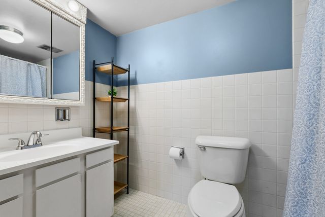 9906 Shady Lane 3SW, Orland Park, IL 60462