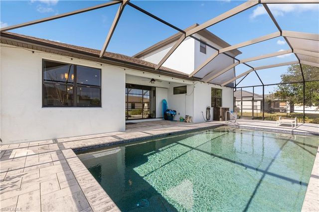 1233 NW 18th ST, Cape Coral, FL 33993