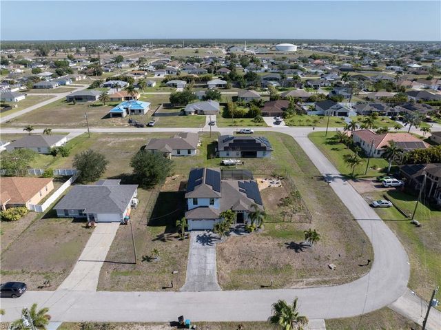 1233 NW 18th ST, Cape Coral, FL 33993