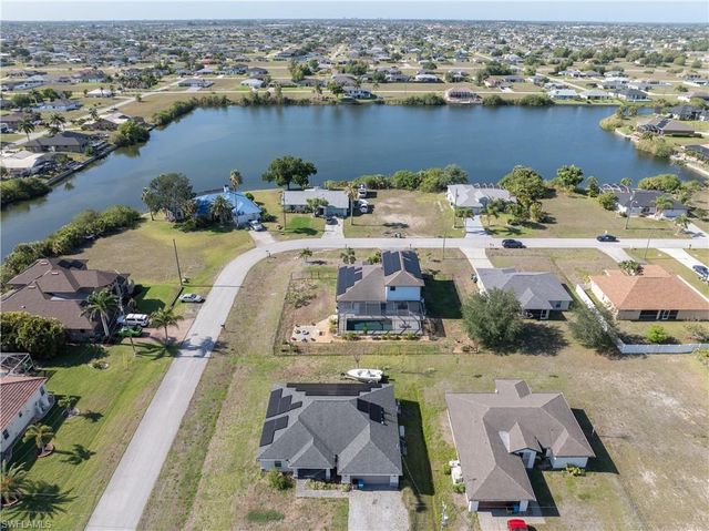1233 NW 18th ST, Cape Coral, FL 33993