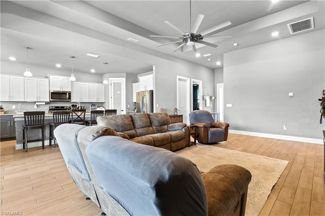 1233 NW 18th ST, Cape Coral, FL 33993