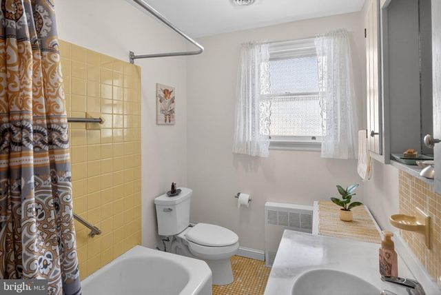 121 CHERRY ST, Richlandtown, PA 18955