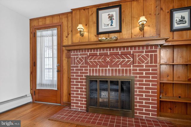 121 CHERRY ST, Richlandtown, PA 18955