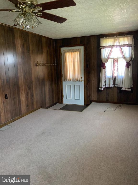 25476 MILITARY RD, Cascade, MD 21719