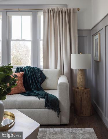 2813 JAMES DR, Alexandria, VA 22303