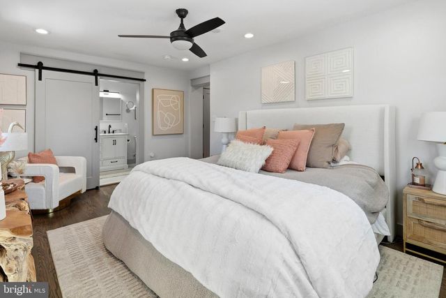 2813 JAMES DR, Alexandria, VA 22303