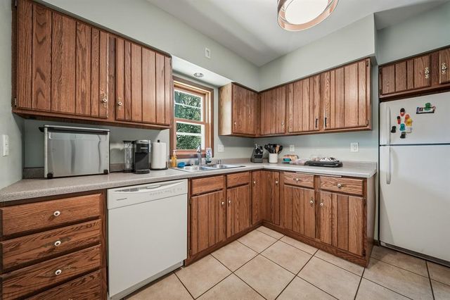 1711 Hayden Avenue, Altoona, WI 54720