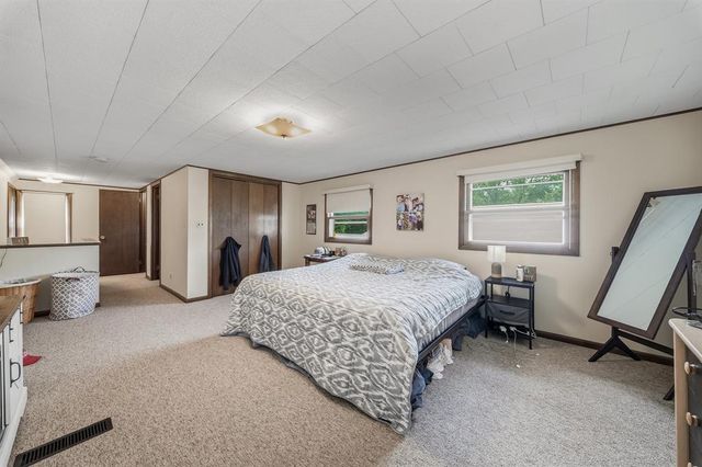 1711 Hayden Avenue, Altoona, WI 54720
