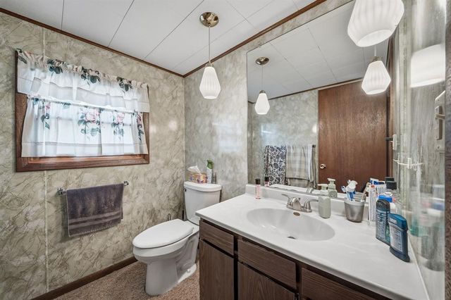 1711 Hayden Avenue, Altoona, WI 54720