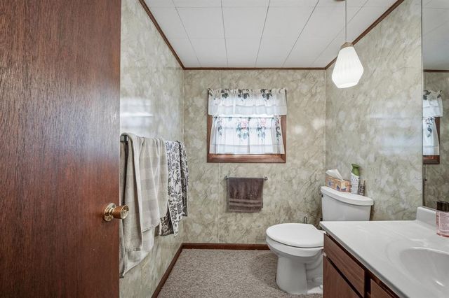 1711 Hayden Avenue, Altoona, WI 54720