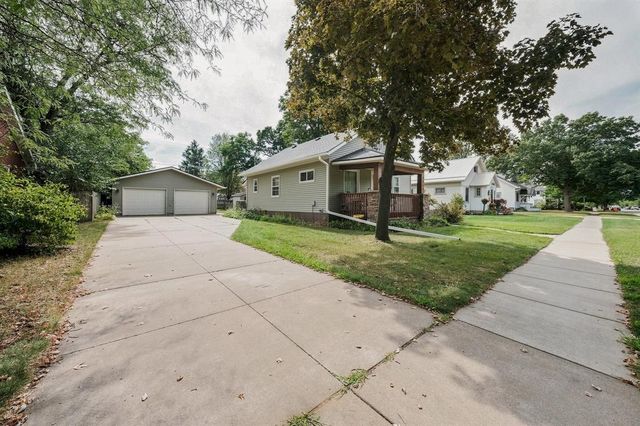 1711 Hayden Avenue, Altoona, WI 54720