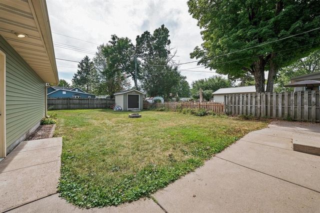1711 Hayden Avenue, Altoona, WI 54720