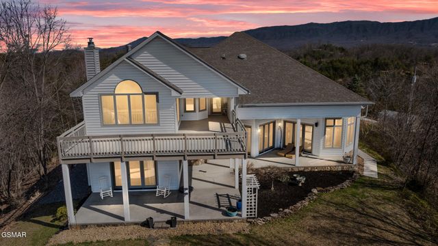 3467 Caywood Road, Dandridge, TN 37725