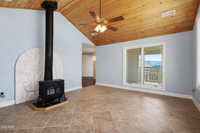 3467 Caywood Road, Dandridge, TN 37725