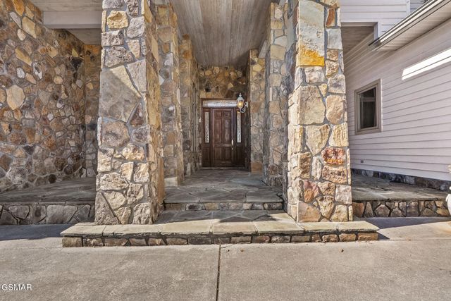 3467 Caywood Road, Dandridge, TN 37725