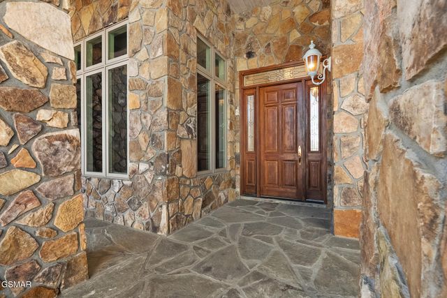 3467 Caywood Road, Dandridge, TN 37725