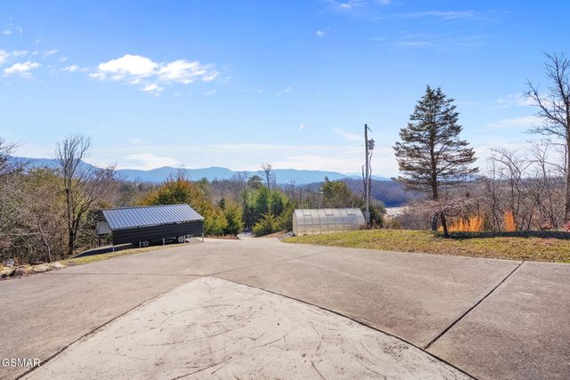 3467 Caywood Road, Dandridge, TN 37725