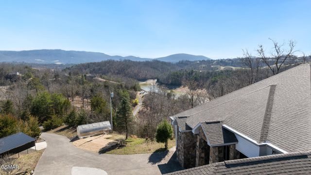 3467 Caywood Road, Dandridge, TN 37725