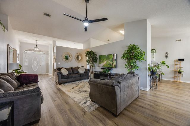 419 Triton Street, Crestview, FL 32536