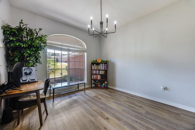 419 Triton Street, Crestview, FL 32536