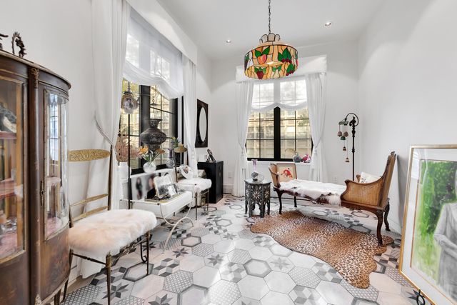 141 W 95TH Street, New York City, NY 10025