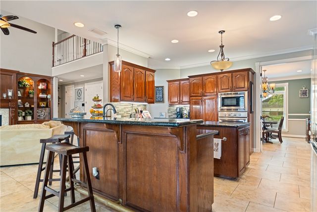 6233 Bourbonais Dr, Corpus Christi, TX 78414