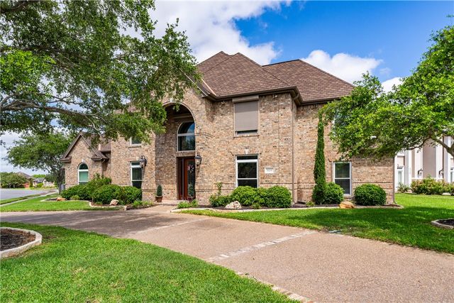 6233 Bourbonais Dr, Corpus Christi, TX 78414