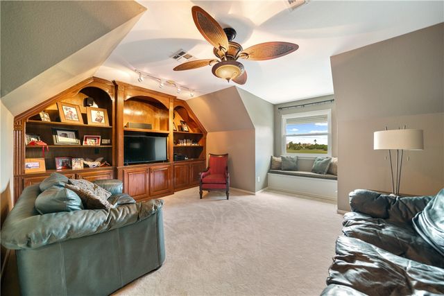 6233 Bourbonais Dr, Corpus Christi, TX 78414