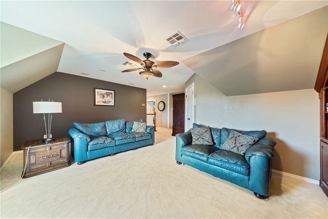 6233 Bourbonais Dr, Corpus Christi, TX 78414