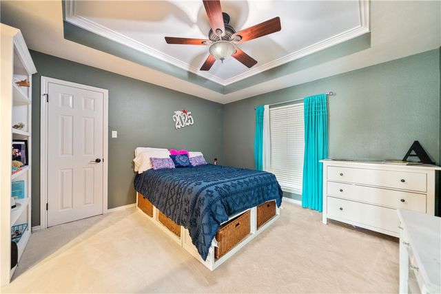 6233 Bourbonais Dr, Corpus Christi, TX 78414