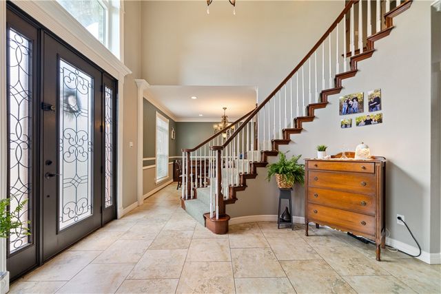 6233 Bourbonais Dr, Corpus Christi, TX 78414