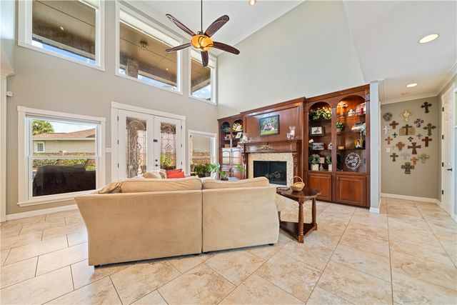6233 Bourbonais Dr, Corpus Christi, TX 78414