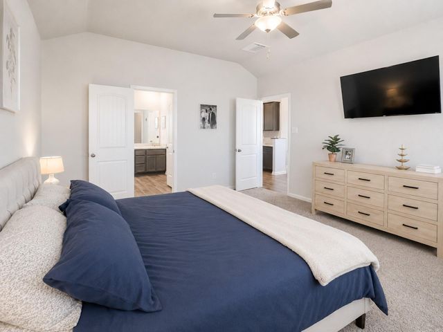 1115 Brahma Circle, East Bernard, TX 77435