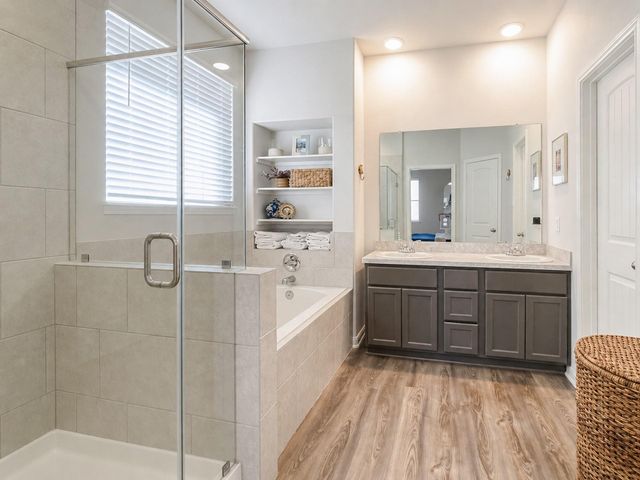 1115 Brahma Circle, East Bernard, TX 77435