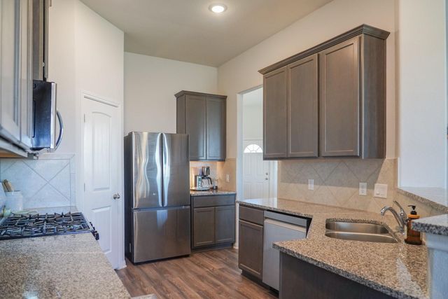 1115 Brahma Circle, East Bernard, TX 77435
