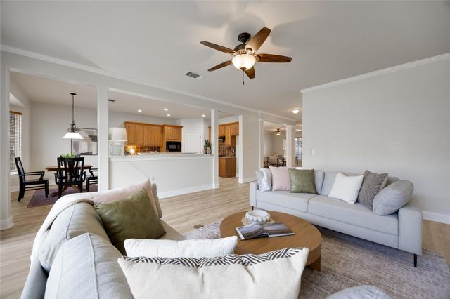 311 Rio Grande LOOP, Georgetown, TX 78628