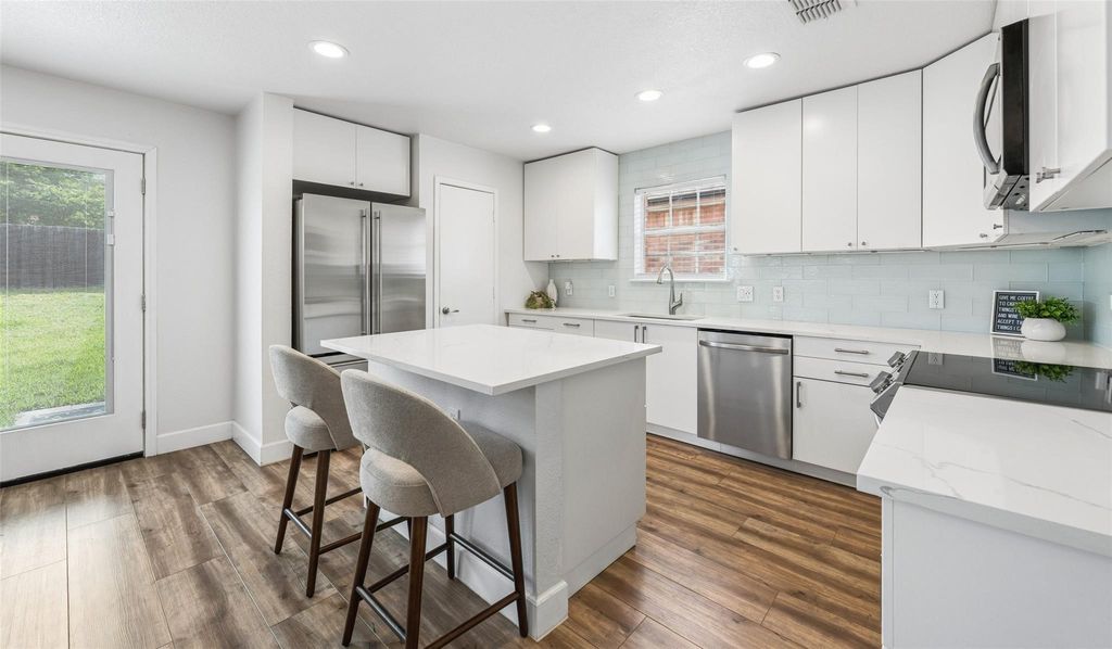 1653 Knight Trail, Little Elm, TX 75036