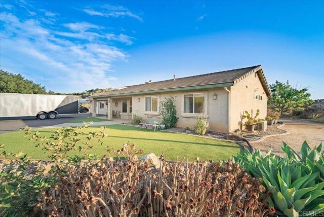 27697 Sunset Vista Lane, Valley Center, CA 92082